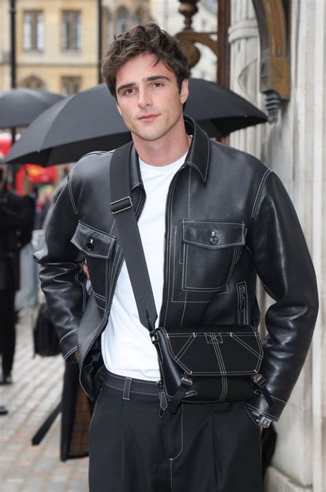 jacob elordi burberry show|burberry aw22 show.